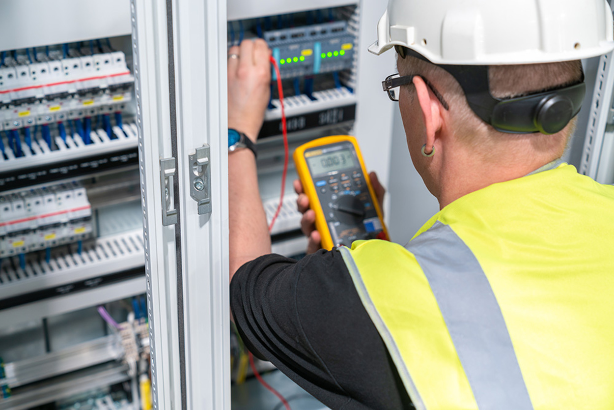 Elektroanlagen-Kontrolle bei Elektrofirma Jens Stollberg in Erfurt